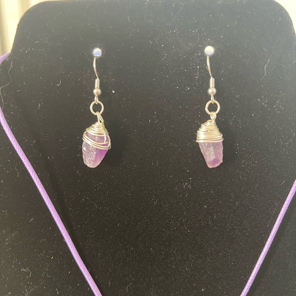 Amethyst earrings and necklace - Picture 2 of 3